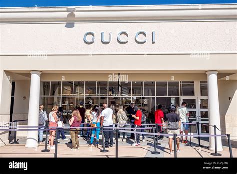 gucci niagara outlet|premium outlet mall gucci.